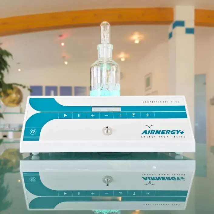 Airnergy, vitale Zellatmung, mittels Spirovitalisierung bzw. Singulettsauerstoff-Energie-Therapie, Atmen mit Waldluftgenerator Professional-Plus